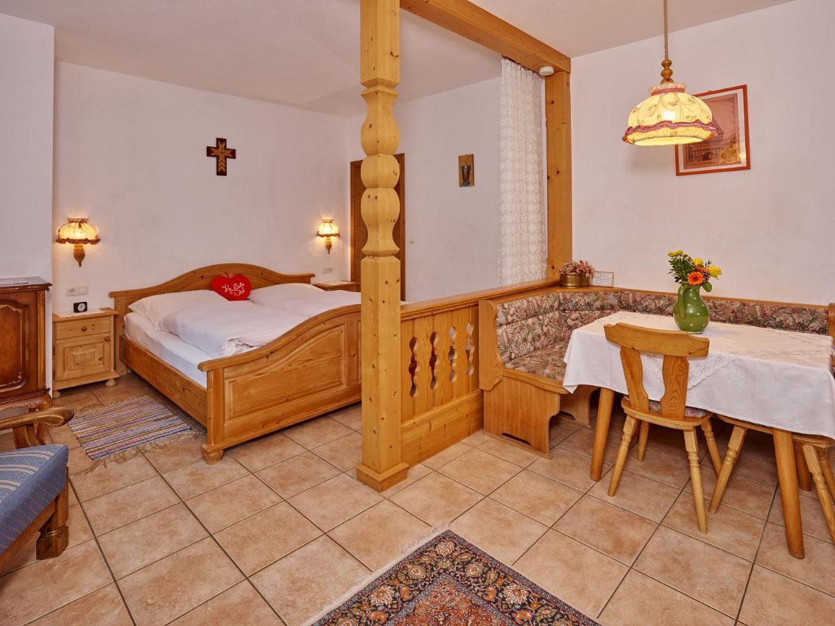 Alpenchalet Zum Jeremia Grainau Oda fotoğraf